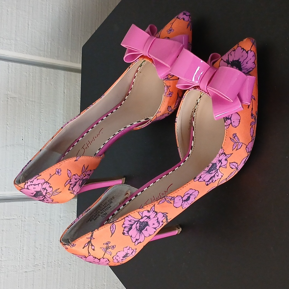 Betsey Johnson flower print d'orsay bow heels size 8